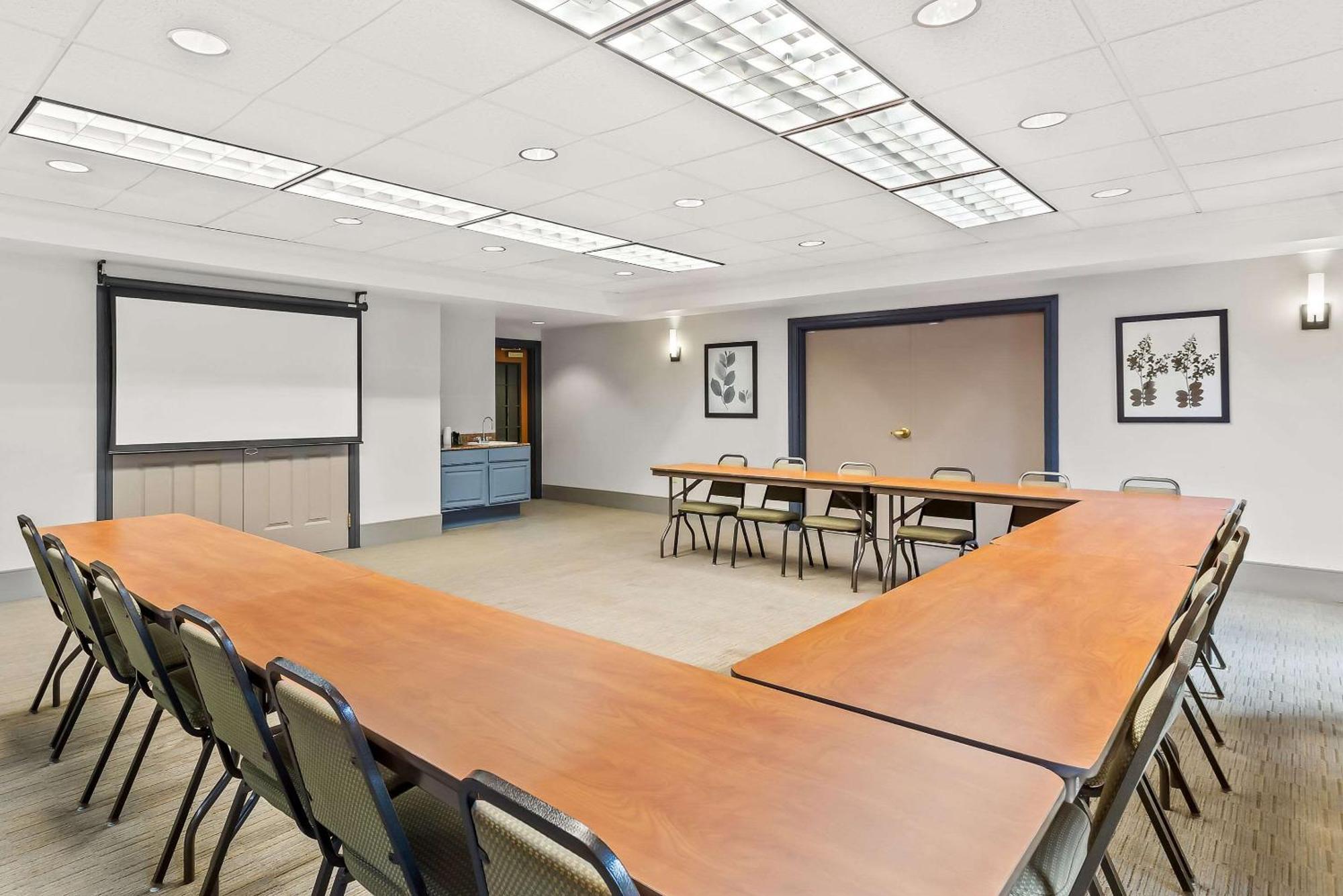 Country Inn & Suites By Radisson, Portage, In Extérieur photo